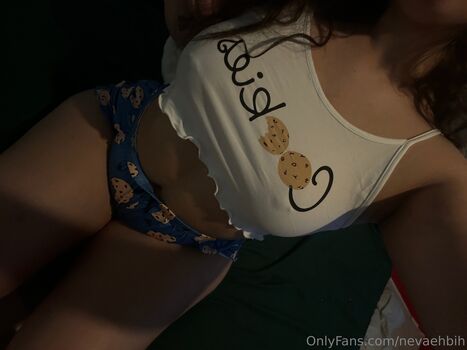 Full leaked Nevaehbih private photo