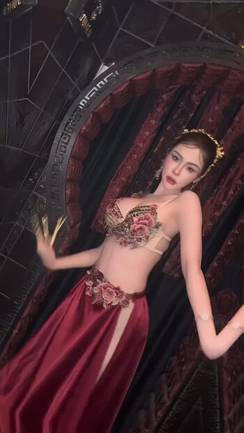 Full leaked Newbam private photo