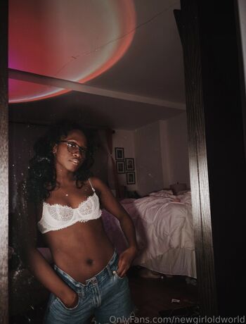 Full leaked Newgirloldworld private photo