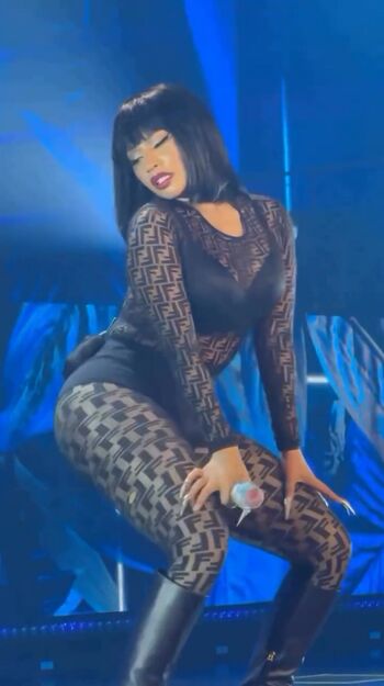 Full leaked Nicki minaj private photo