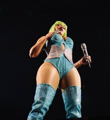 Full leaked Nicki minaj private photo