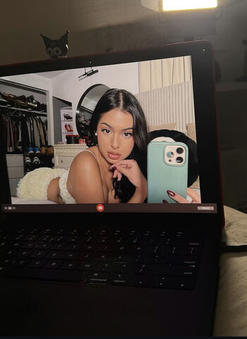 nickimariiee
