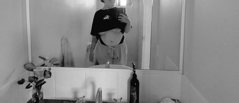 Full leaked Nicola blake private photo