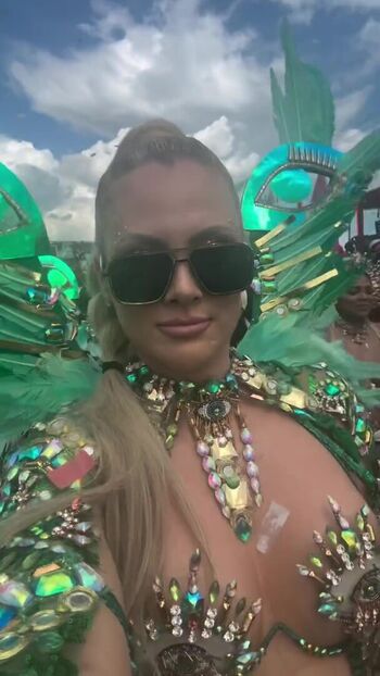 Leaked Nicole arbour private photo viral onlyfans