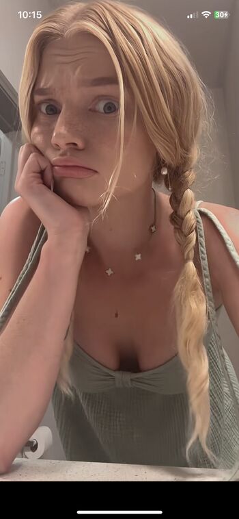 Nicole Bonadero Lauren