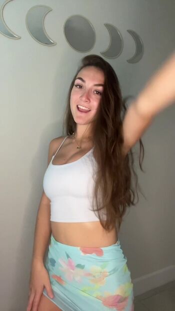Full leaked Nikkiiryderr private photo
