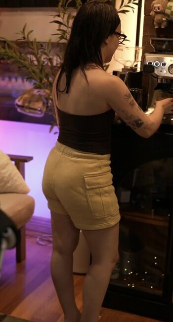 Full leaked Nikkijustine private photo