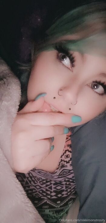 Full leaked Nikkimonstrosity private photo