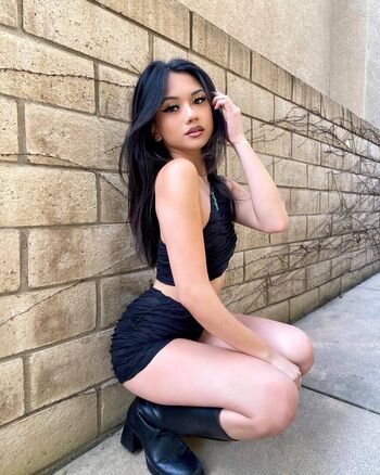 Full leaked Nikkittran private photo