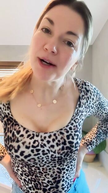 Full leaked Nina bott private photo