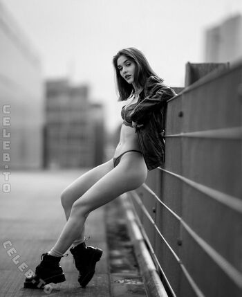 Full leaked Ninafdj private photo