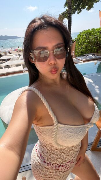 Full leaked Ninaleee private photo