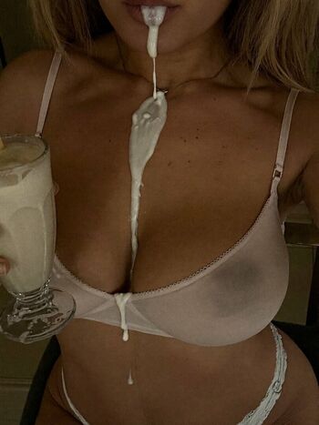 Full leaked Niykee heaton  page private photo