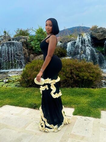 Full leaked Nneka private photo