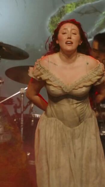 Full leaked Noah cyrus private photo