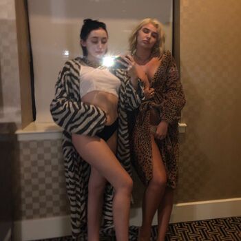 Full leaked Noah cyrus private photo
