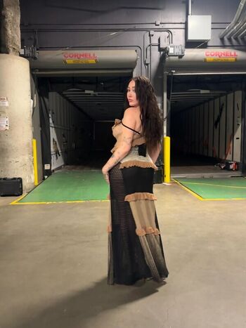 Full leaked Noah cyrus private photo