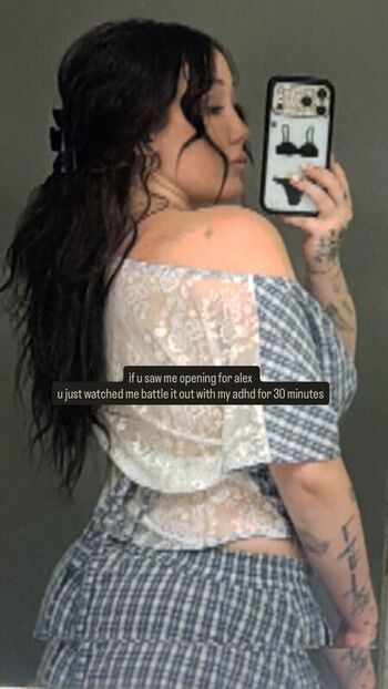 Full leaked Noah cyrus private photo