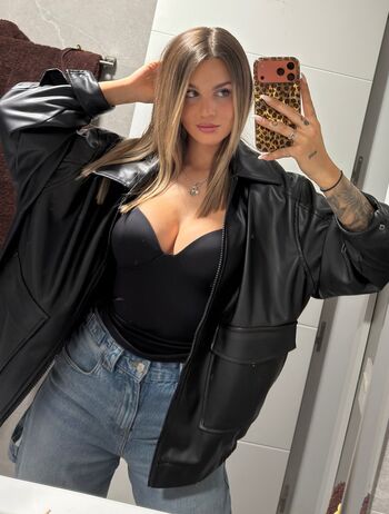Full leaked Noe page private photo