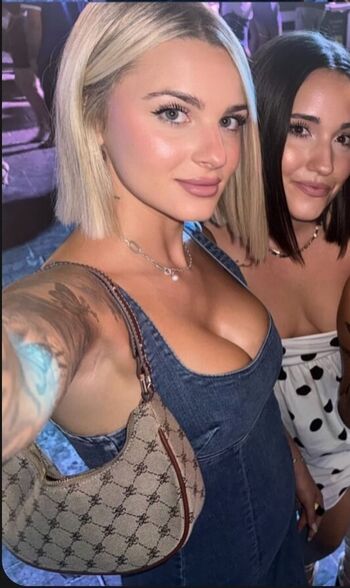 Full leaked Noe page private photo