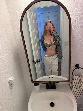 Full leaked Noelle private photo