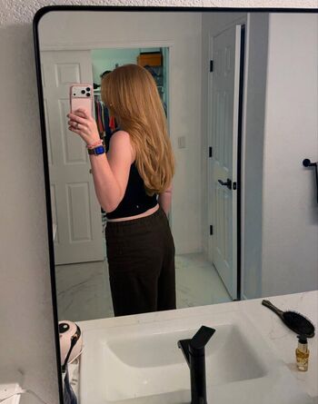 Full leaked Noelle private photo