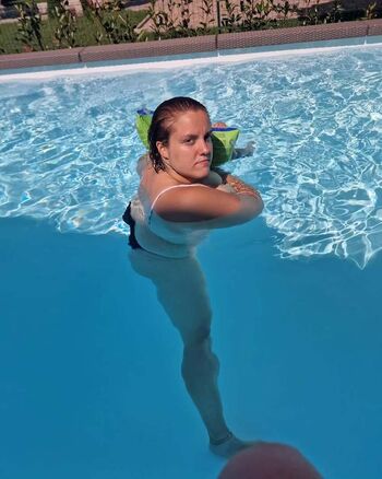 Full leaked Noemi private photo