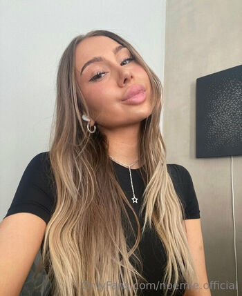 noemie.official