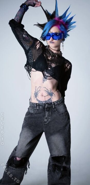 Full leaked Noteasybeinwheezy private photo