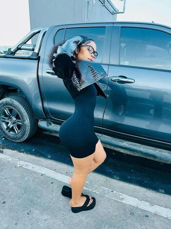 Full leaked Nothabo ndlovu page private photo