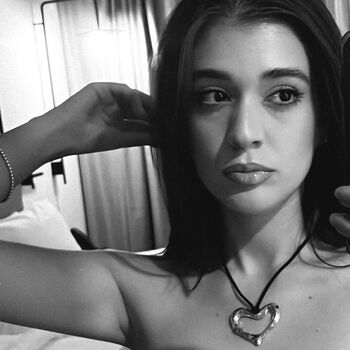 Full leaked Nourine abouseada page private photo