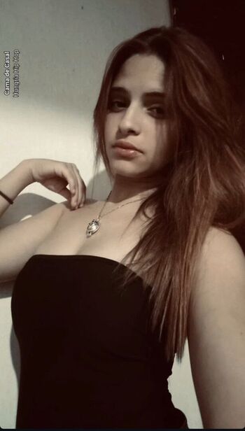 Full leaked Novinhas com peitos pequenos private photo