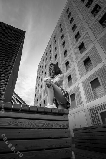 Full leaked Nude in public page private photo