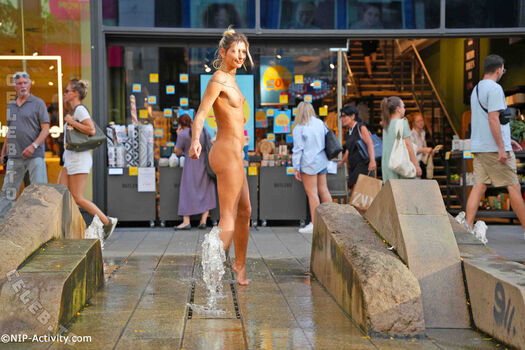 Full leaked Nude in public page private photo