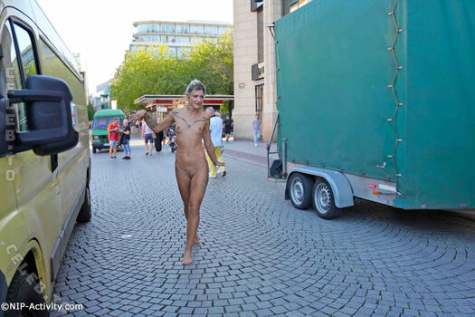 Full leaked Nude in public page private photo