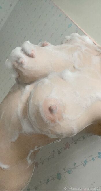 nuninal_22 / kninu.0880 / Kaewkan Kunlamon