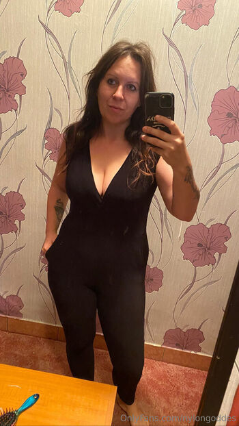 Full leaked Nylongoddes private photo