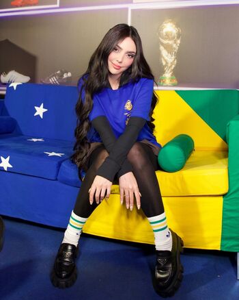 Full leaked Nyvi estephan private photo