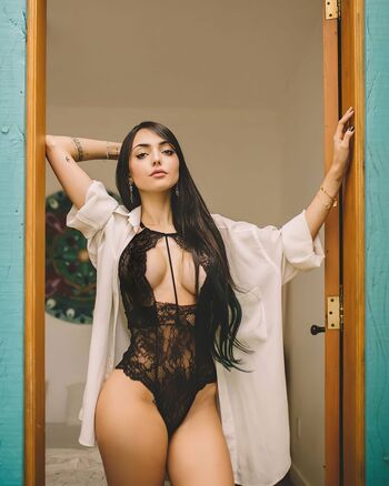 Full leaked Nyvi estephan page private photo