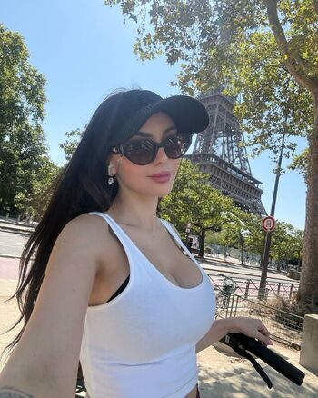 Full leaked Nyvi estephan private photo