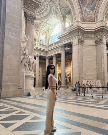 Full leaked Nyvi estephan private photo