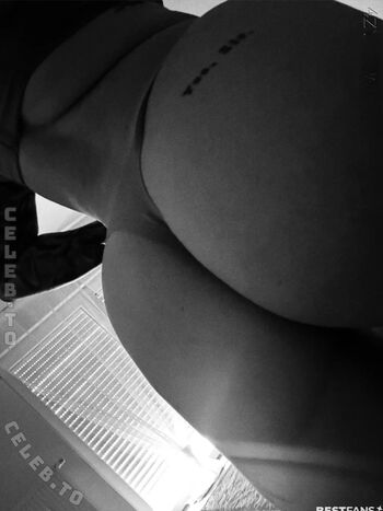 Leaked Quinnyspiggies aderes quin/ private photo viral onlyfans