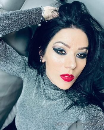 Full leaked Oana private onlyfans photo