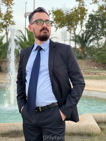 Full leaked Officepant private photo