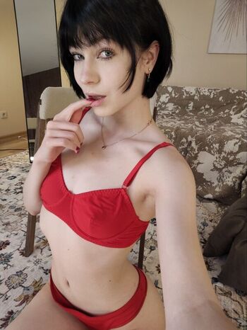 official__elara