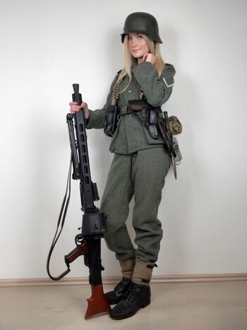 Full leaked Offizieramira private photo