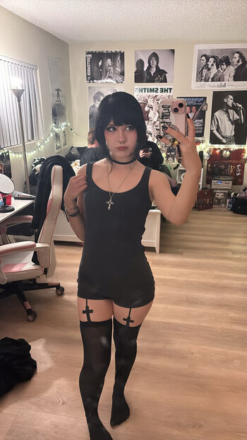 Full leaked Okneesuh private photo