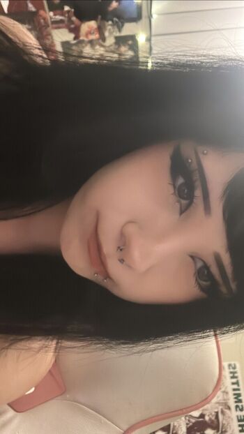 Full leaked Okneesuh private photo