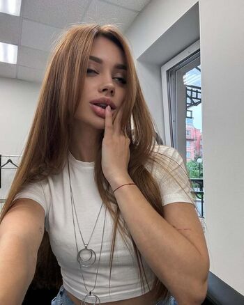 Full leaked Oksanamiyy private photo