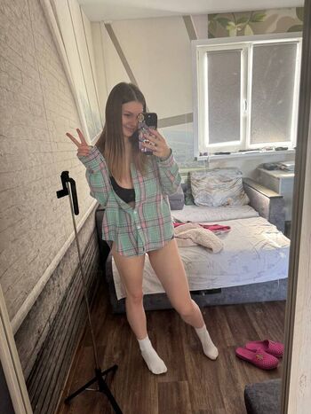 Full leaked Oksanavega private photo